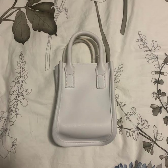 White Purse - Picture 5 of 6